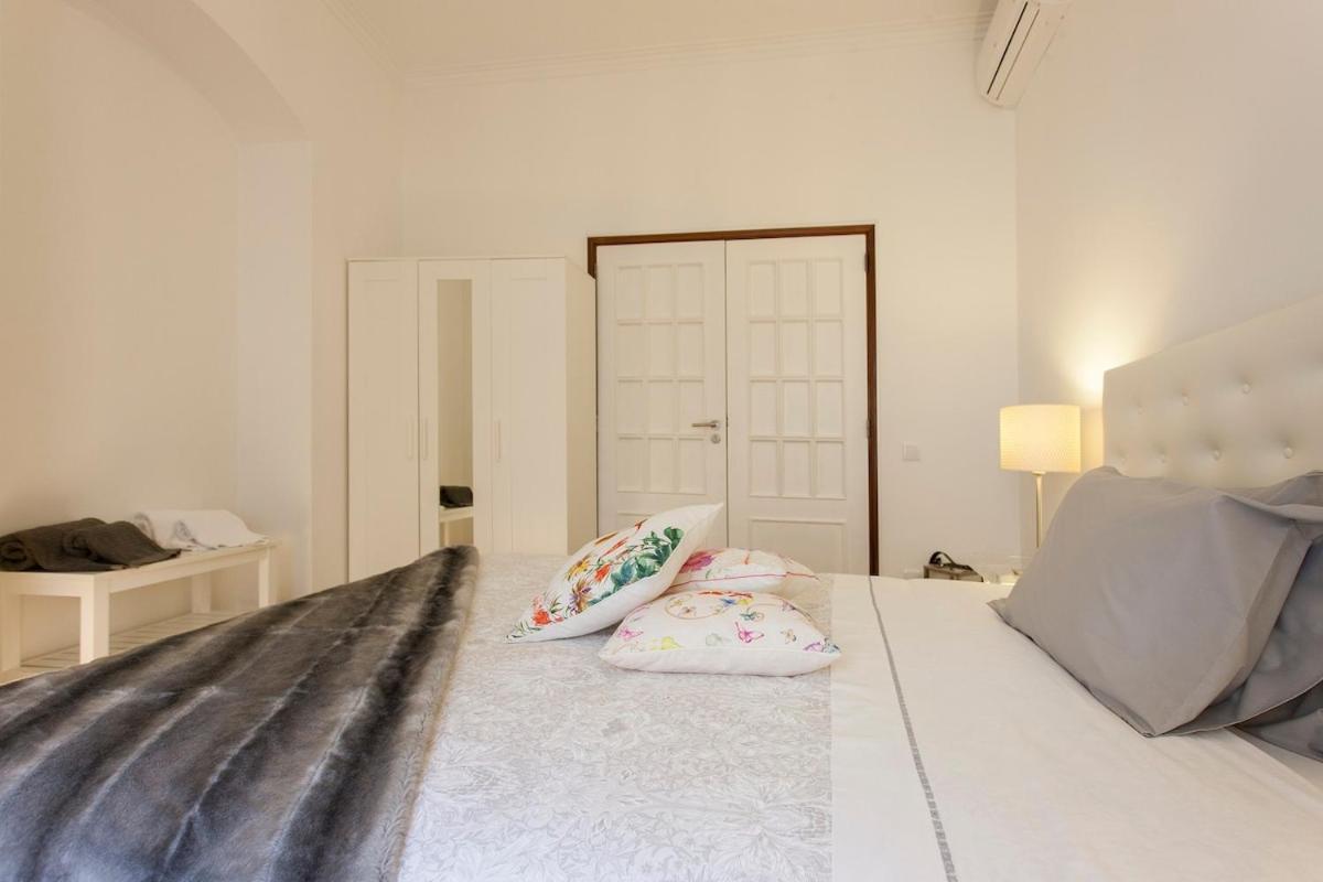 Ginjinha House - 4 Rooms - Bairro Alto - With Ac! Lisabona Exterior foto