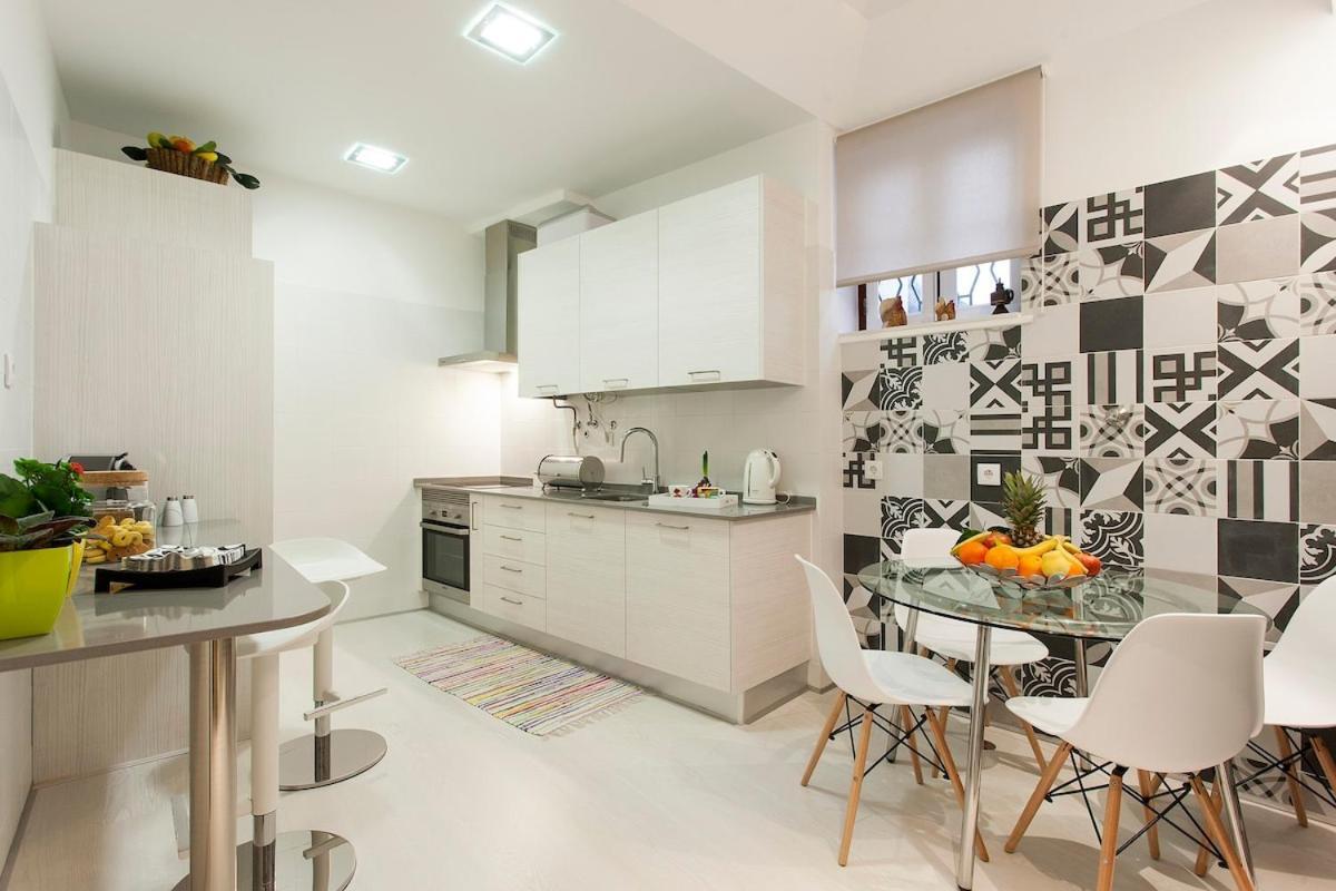 Ginjinha House - 4 Rooms - Bairro Alto - With Ac! Lisabona Exterior foto